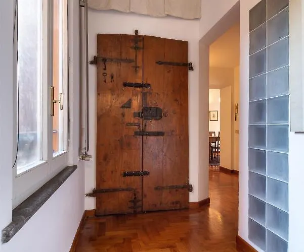Apartament Piacentino Homes Piazza Navona Teatro Pace 5 E 6 Rzym