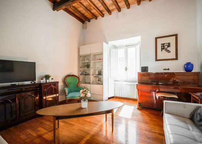 Piacentino Homes Piazza Navona Teatro Pace 5 E 6 *
