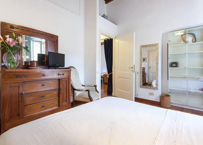 Piacentino Homes Piazza Navona Teatro Pace 5 E 6 *