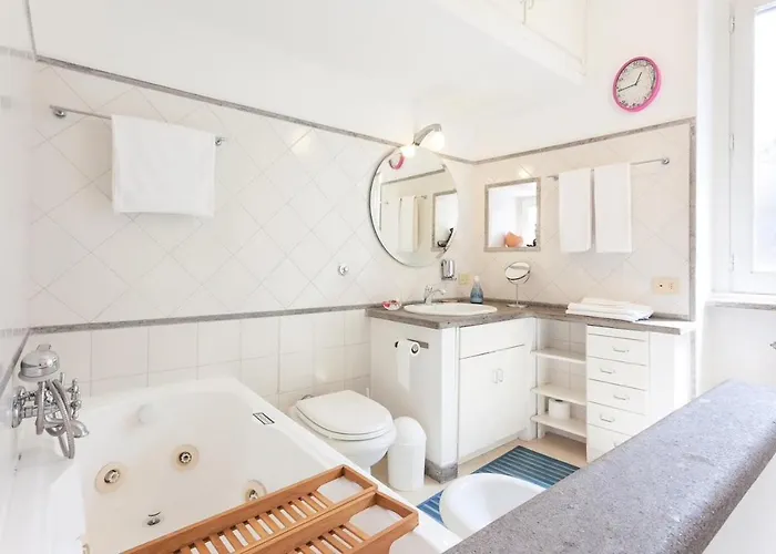 Apartament Piacentino Homes Piazza Navona Teatro Pace 5 E 6